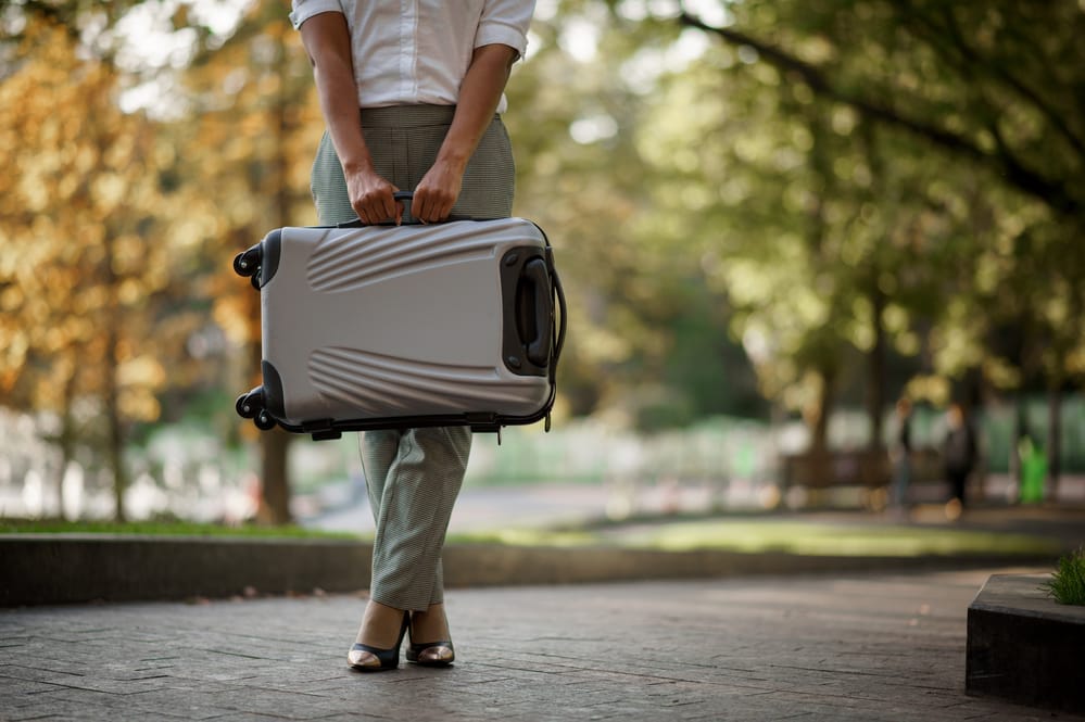 Cómo guardar tus maletas sin preocupaciones mientras viajas con Radical Storage