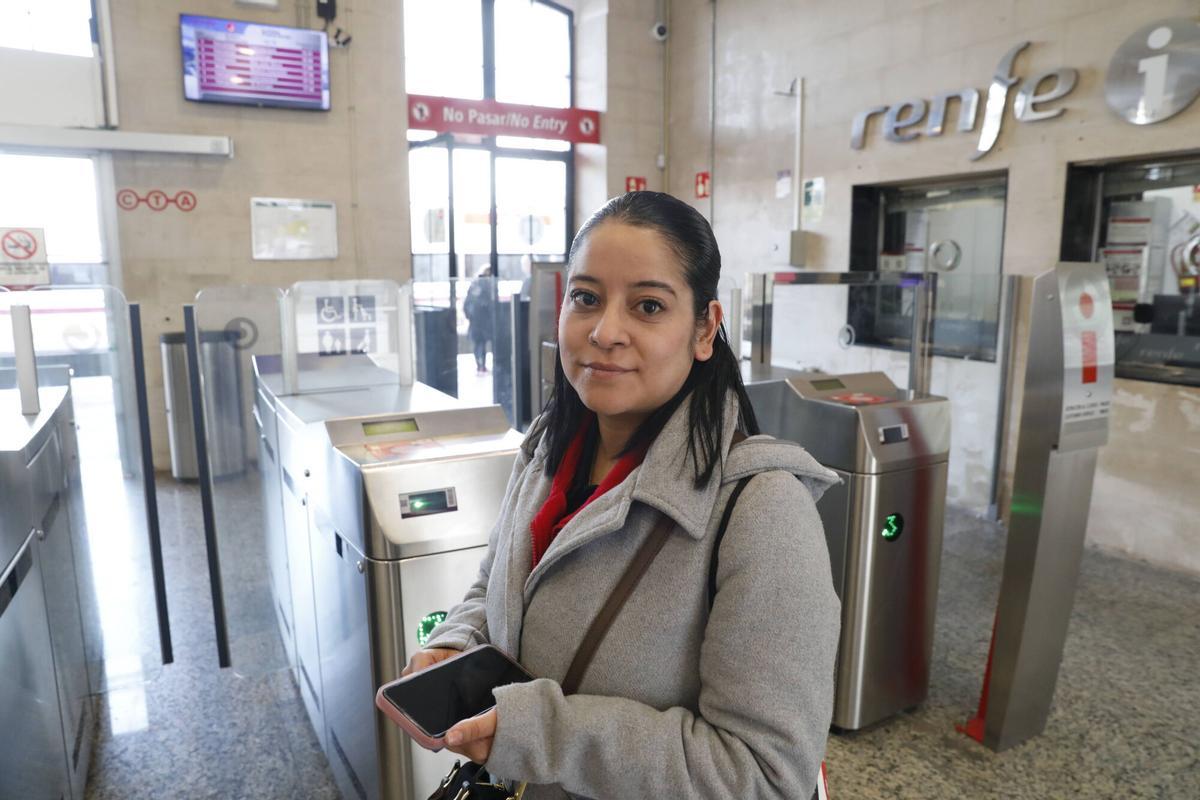 Avilés. Estación de tren. Trabajos de mejora de la plataforma.