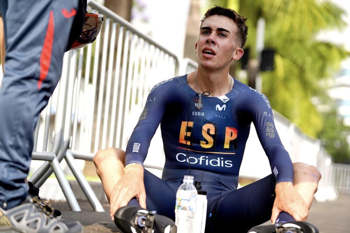 Benjamín Noval, exhausto tras la contrarreloj del Mundial. FBMD0a000a13040000e6b00000e33601000e4d0100aa6e0100e99201000c390200895902000e790200b29e020014990300