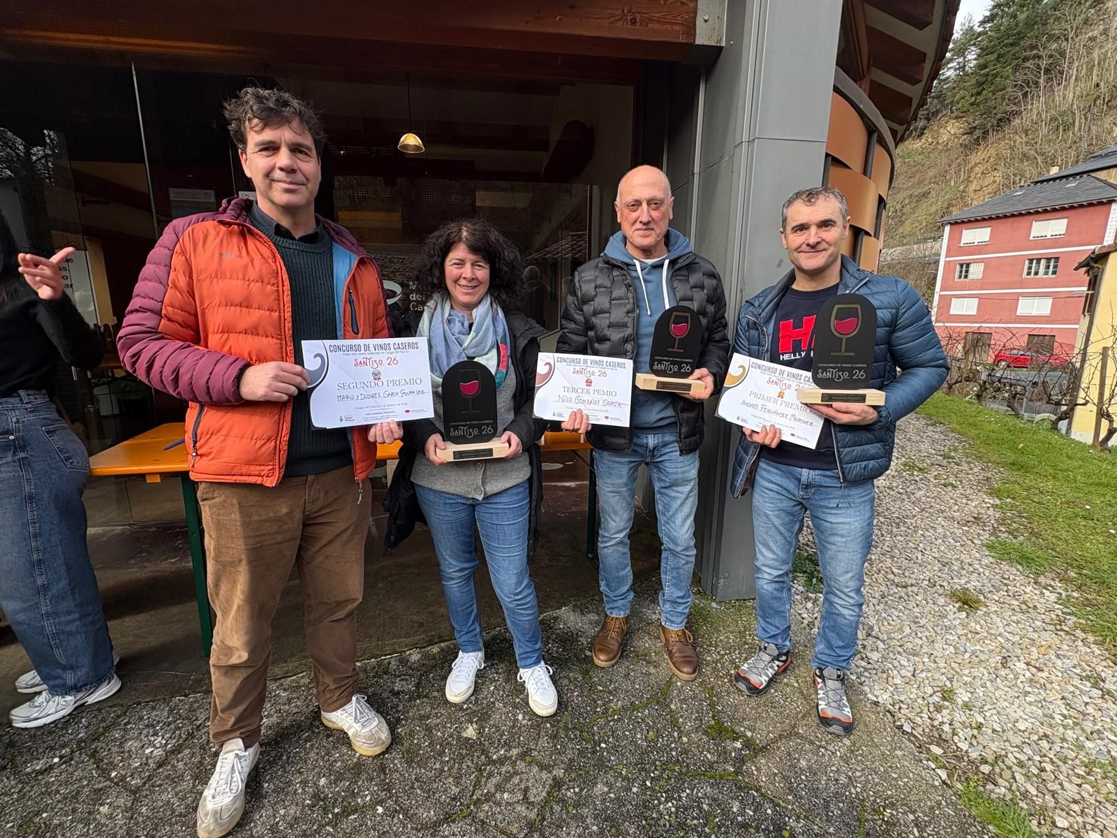 This is how Cangas del Narcea enjoyed its first party of the year, closely linked to wine