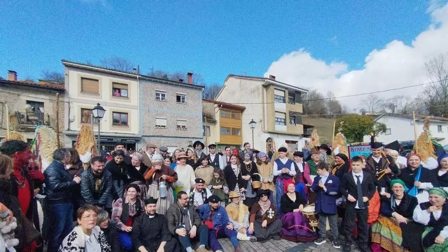 VÍDEO: Las sidras Bimenes se preparan para el antroxu