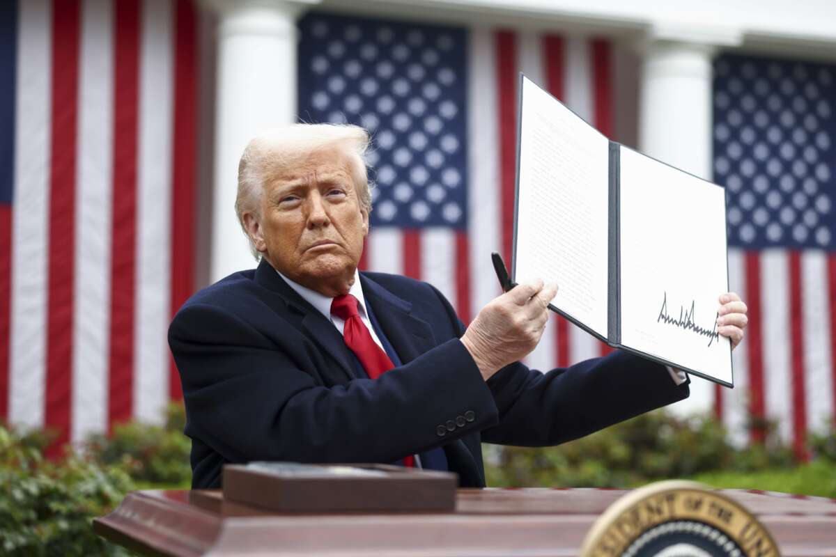 Donald Trump presenta aranceles