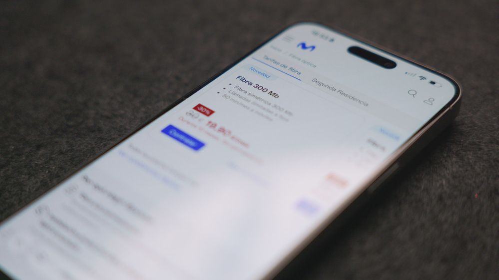 Smartphone con web de Movistar