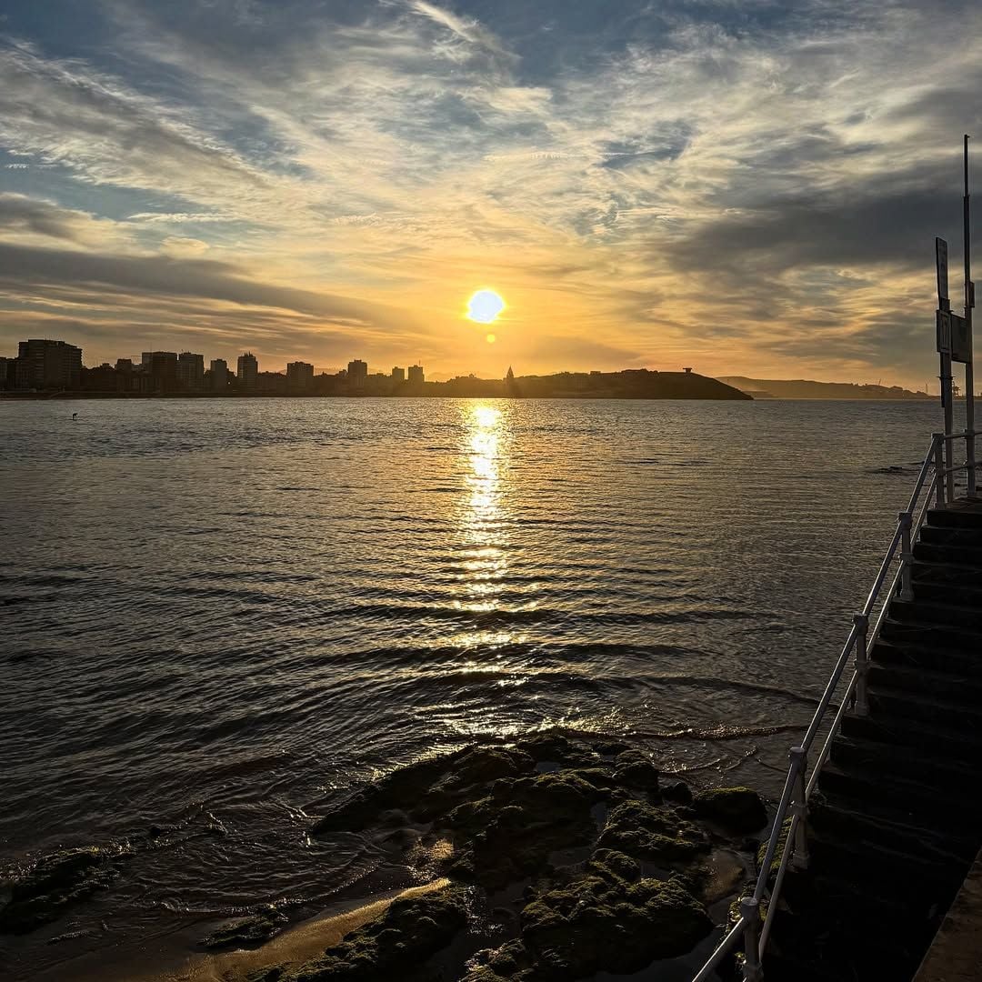 Atardecer en Gijón, Asturias