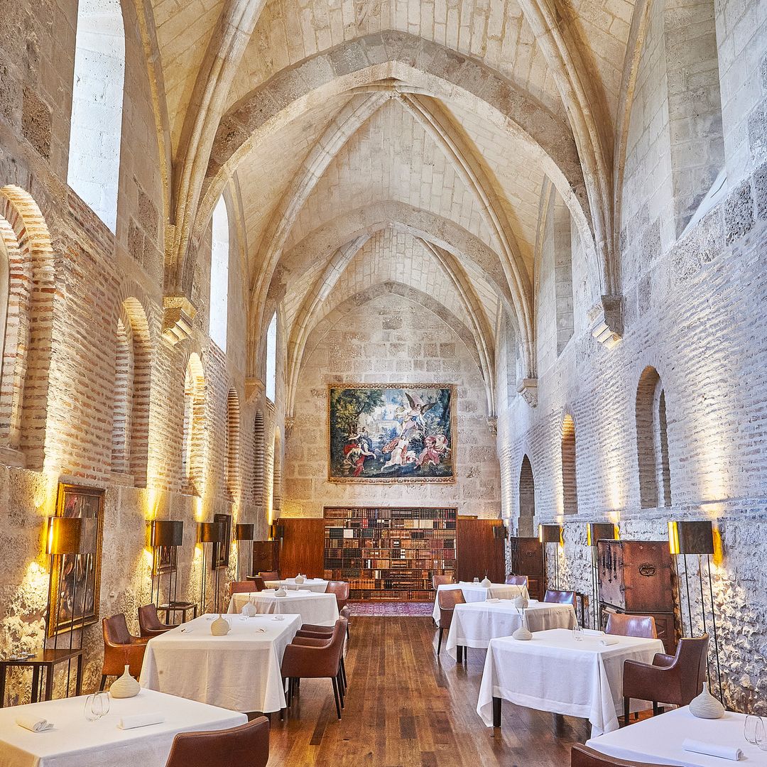 Refectorio es el nombre del restaurante con estrella Michelin de Abadía Retuerta, cuya cocina está al frente del chef Marc Segarra.
