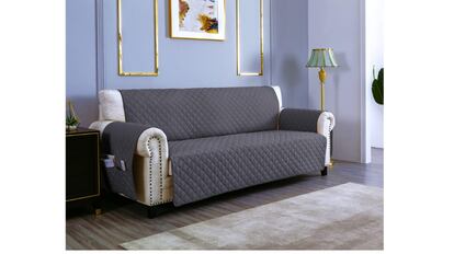 Esta es una de las mejores fundas de sofá antipelos.