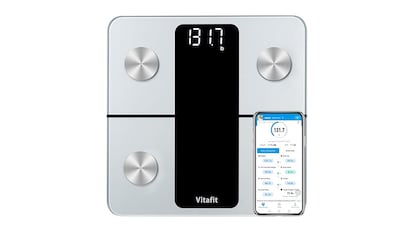 Báscula inteligente sobre fondo blanco.