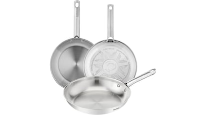 Juego de sartenes de acero inoxidable.