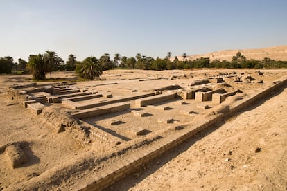 El sitio arqueológico de Tell el-Amarna, capital del faraón Akenatón.