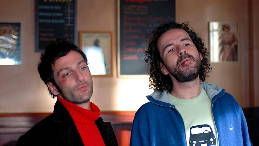 ambos lados de la cama