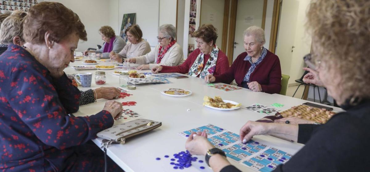 Los amigos de La Fresneda que juegan al juego con el paso del tiempo