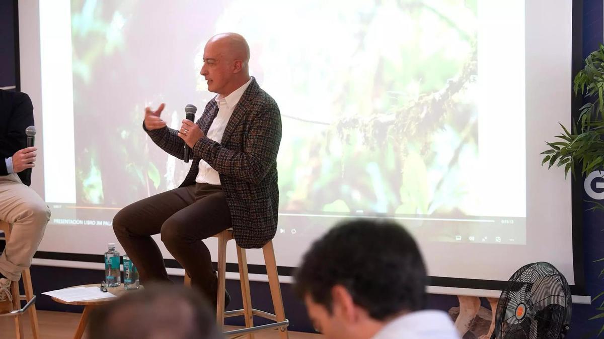 Josep María Palau, durante la presentación del libro.