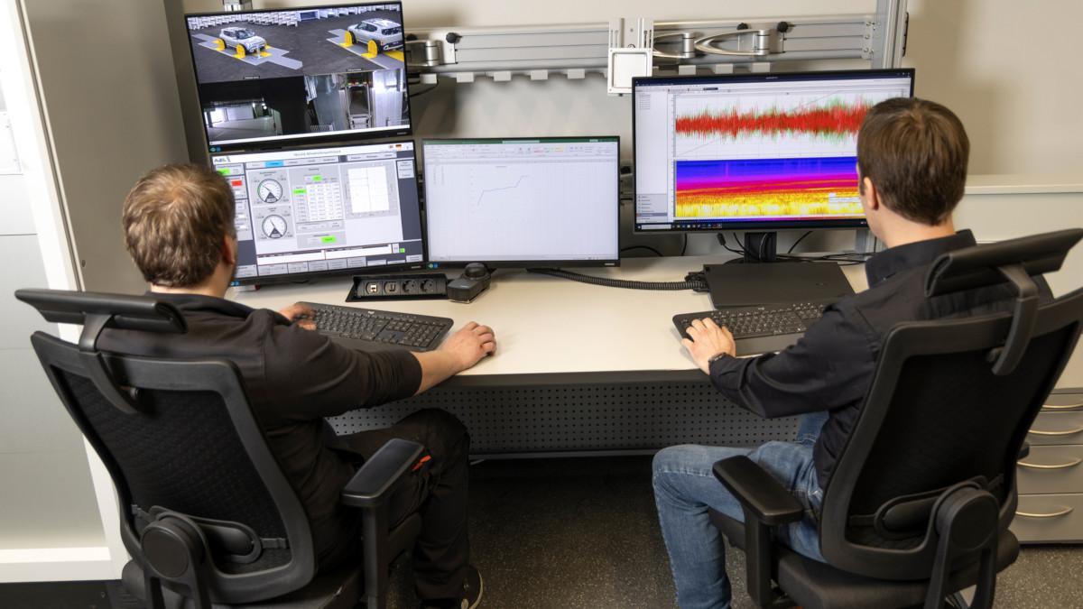 Pruebas de reducción de ruido del Kia EV2 en el Centro Técnico de Hyundai Motor Europa