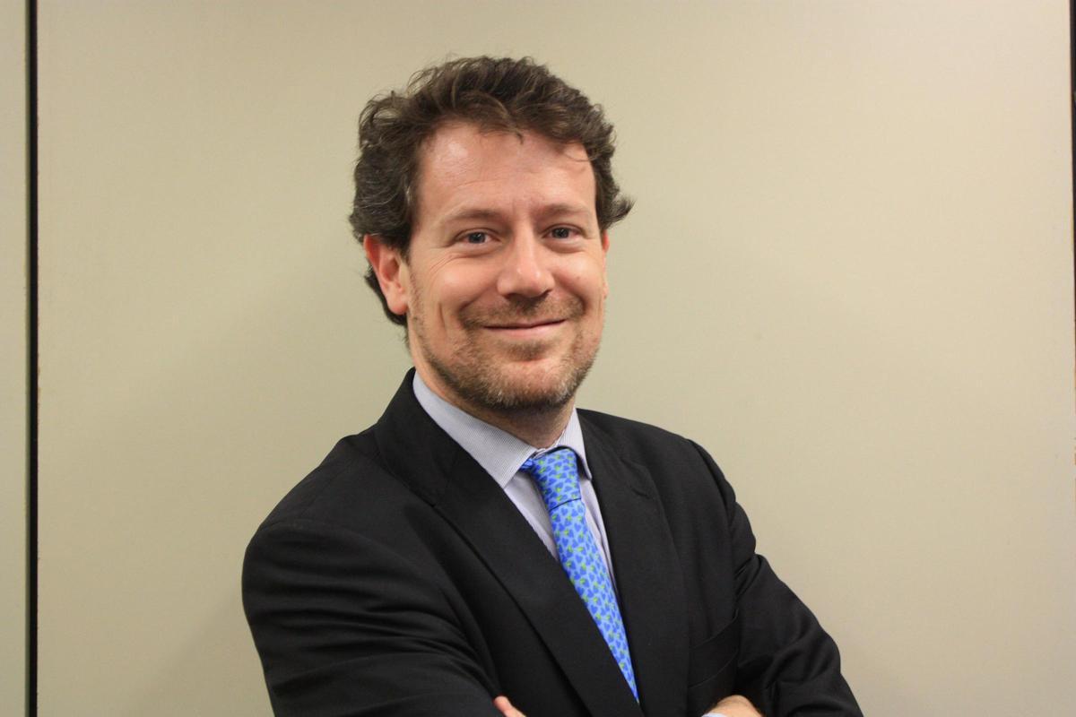 MANUEL MOSTAZA BARRIOS, POLITOLOGÍA Y DIRECTOR DE OPERACIONES SIGMA DOS.