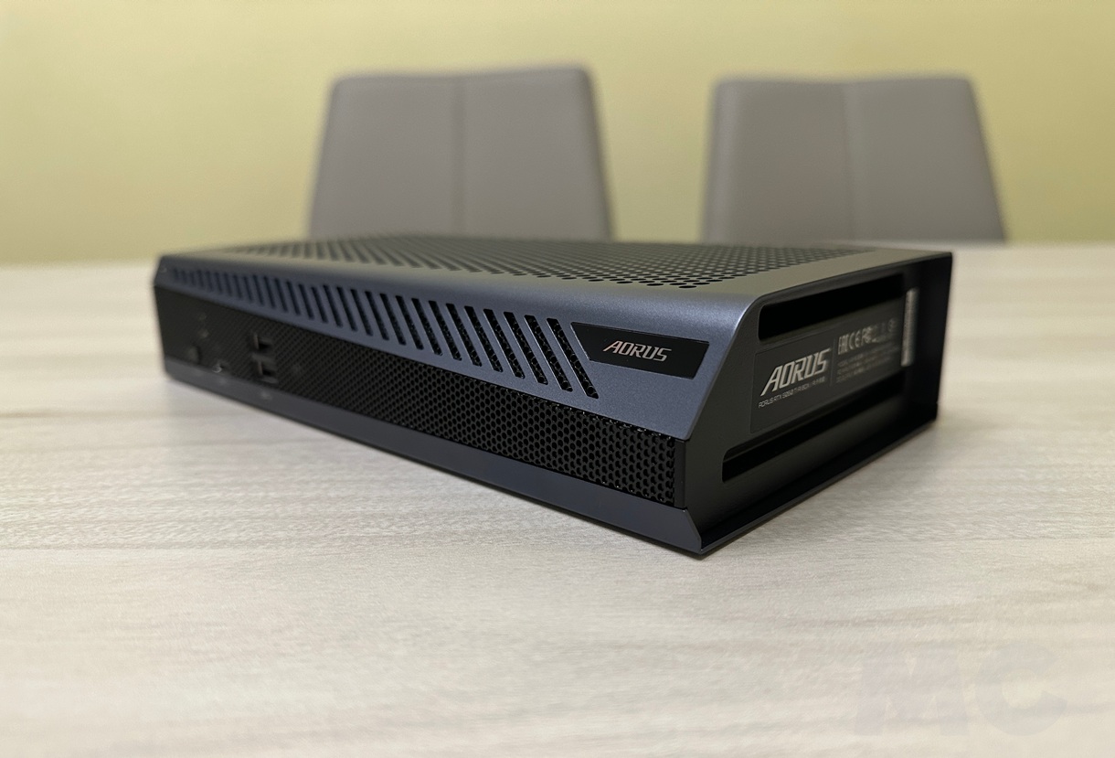 AORUS RTX 5060 Ti AI BOX