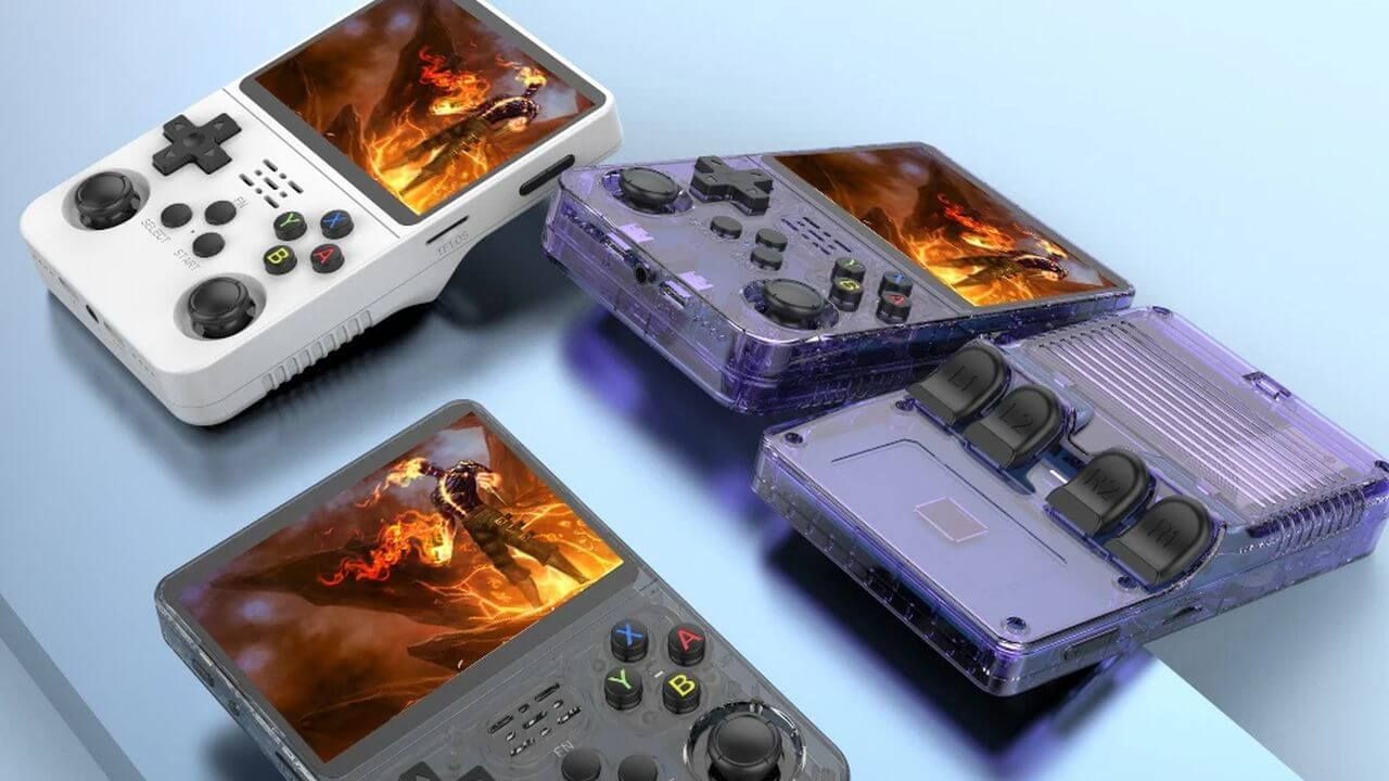 Consola Mini R36S en diferentes modelos y colores.