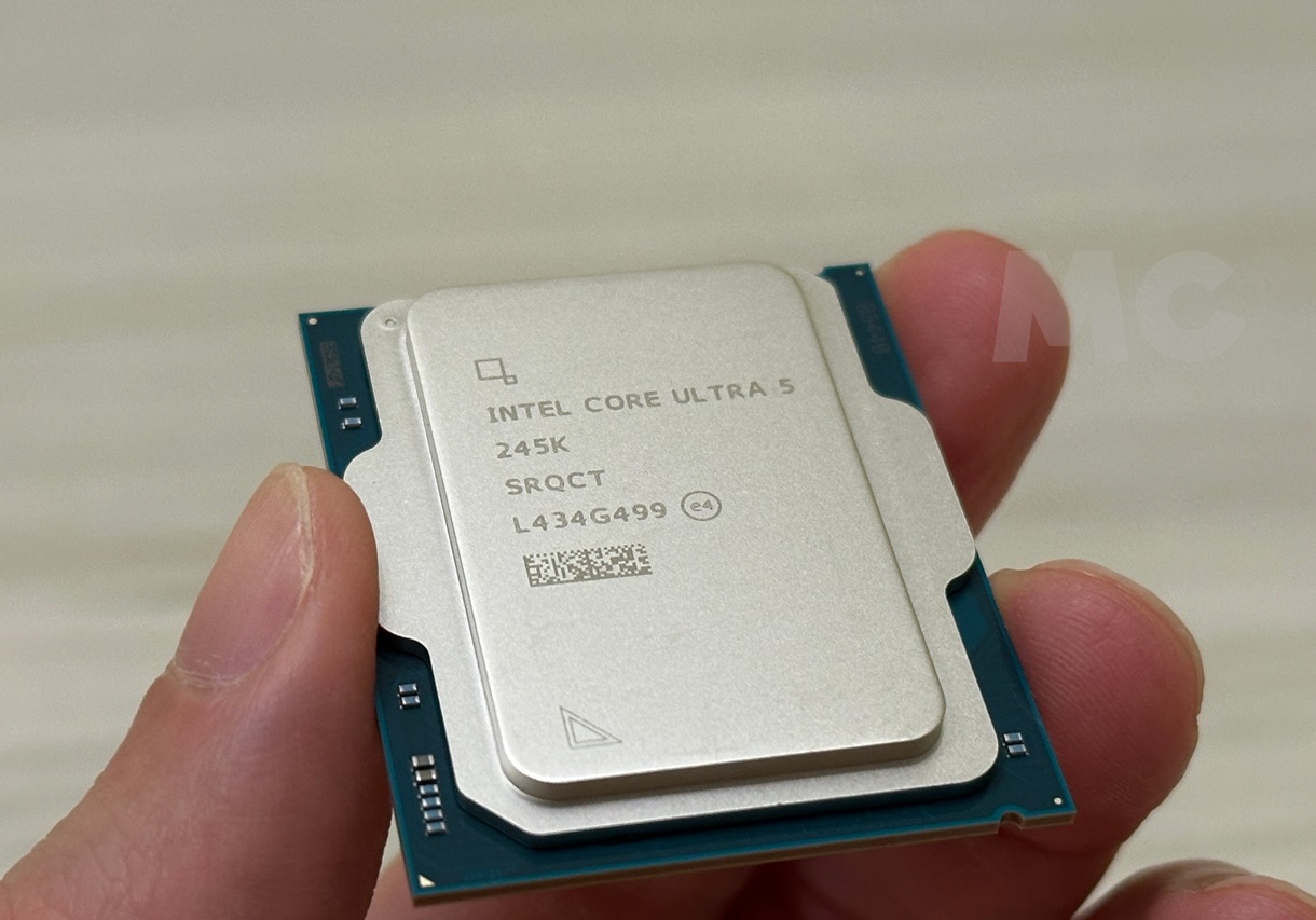Intel Core Ultra 5 245K