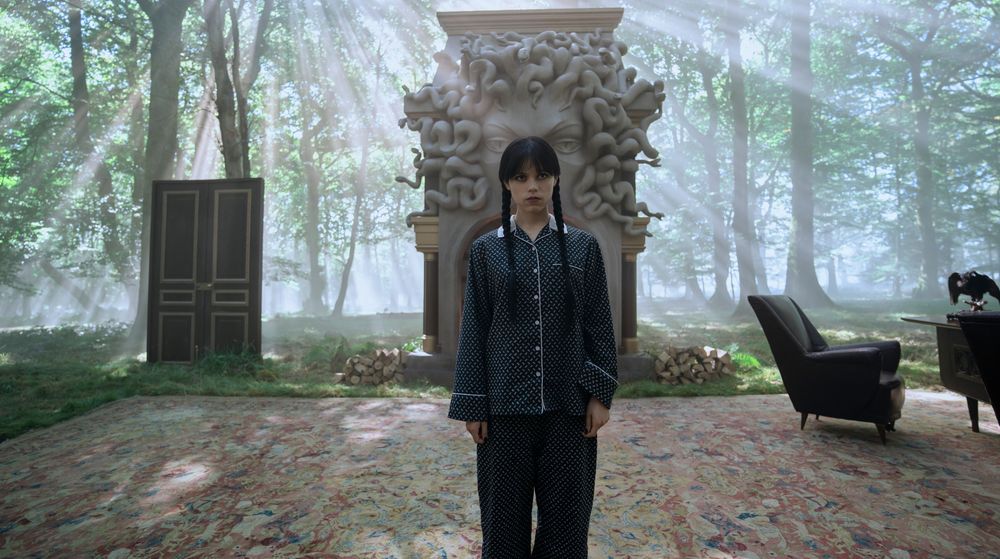 Escenas de la temporada 2, parte 2 del miércoles