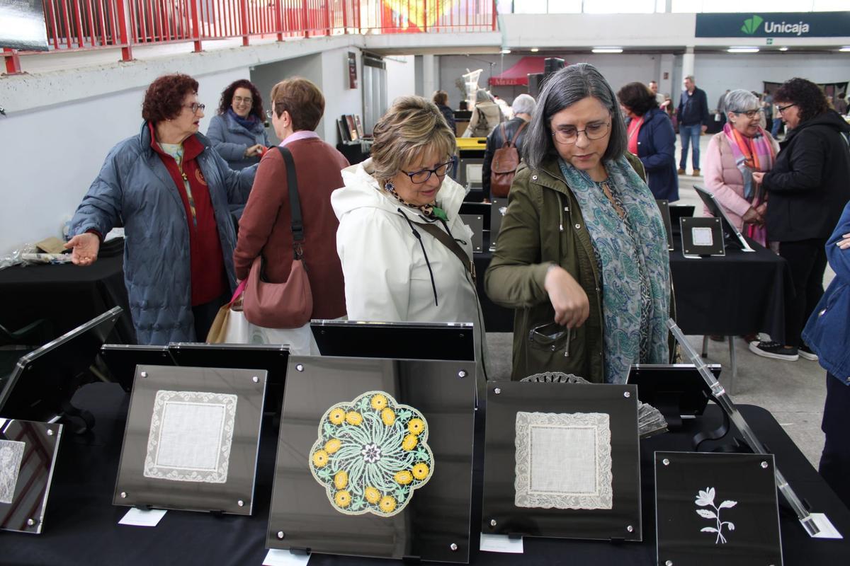 Así es el gran Encuentro de Encajes de Bolillos de Mieres Así es el gran Encuentro de Encajes de Bolillos de Mieres