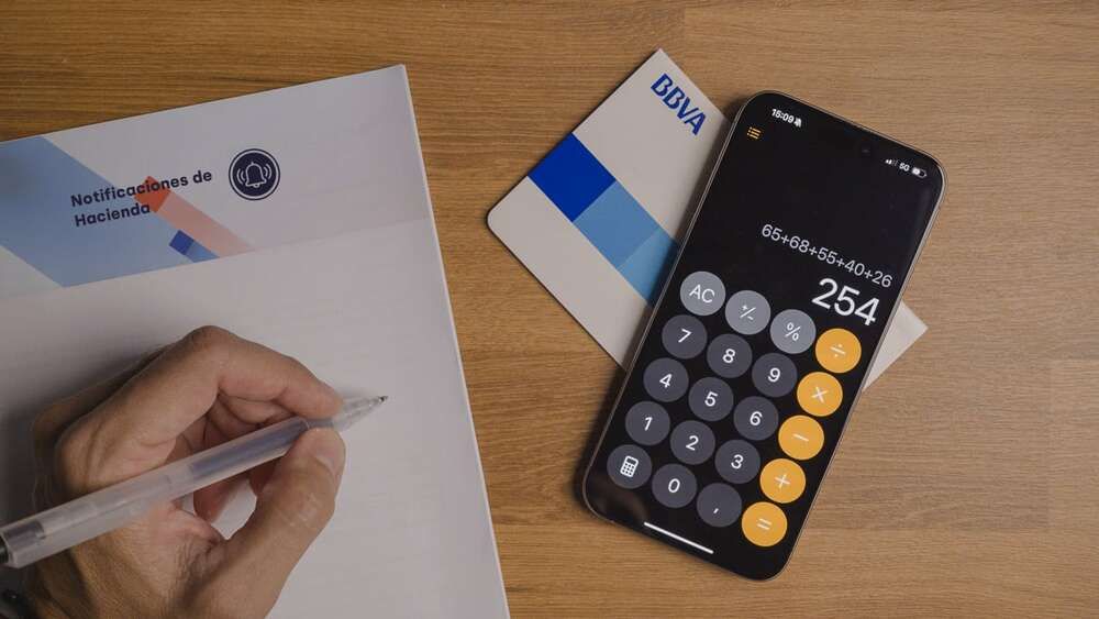 La imagen de una persona ganando dinero.