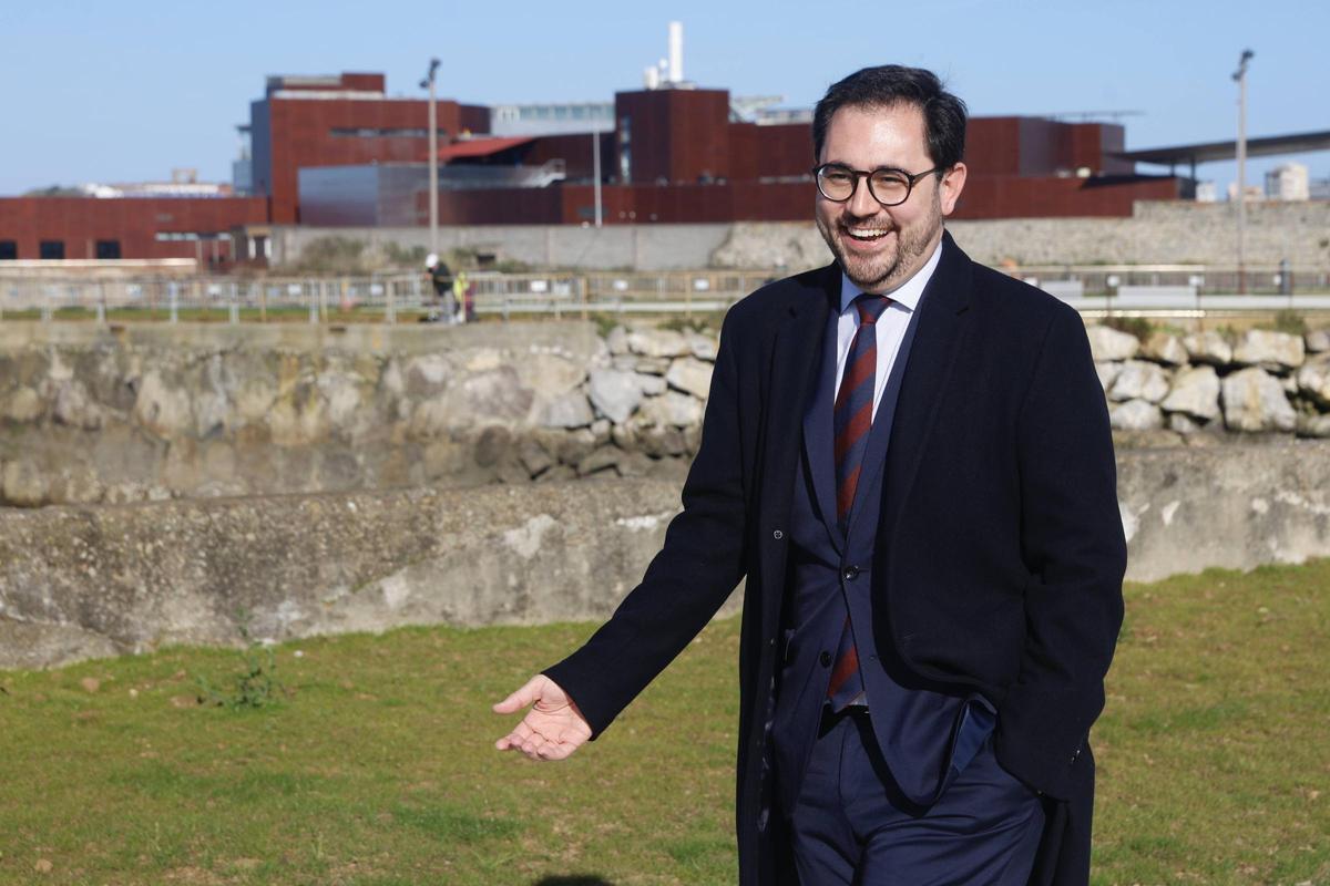 Fernández-Paino, en Naval Azul.