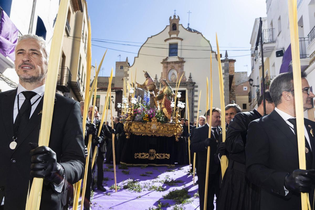 Procesión del Domingo de Ramos en Sagunto en plena polémica por el veto de la cofradía a las mujeres.