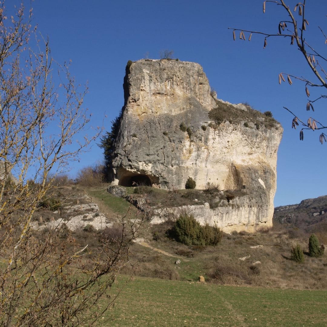 Cuevas en Markinez, Álava