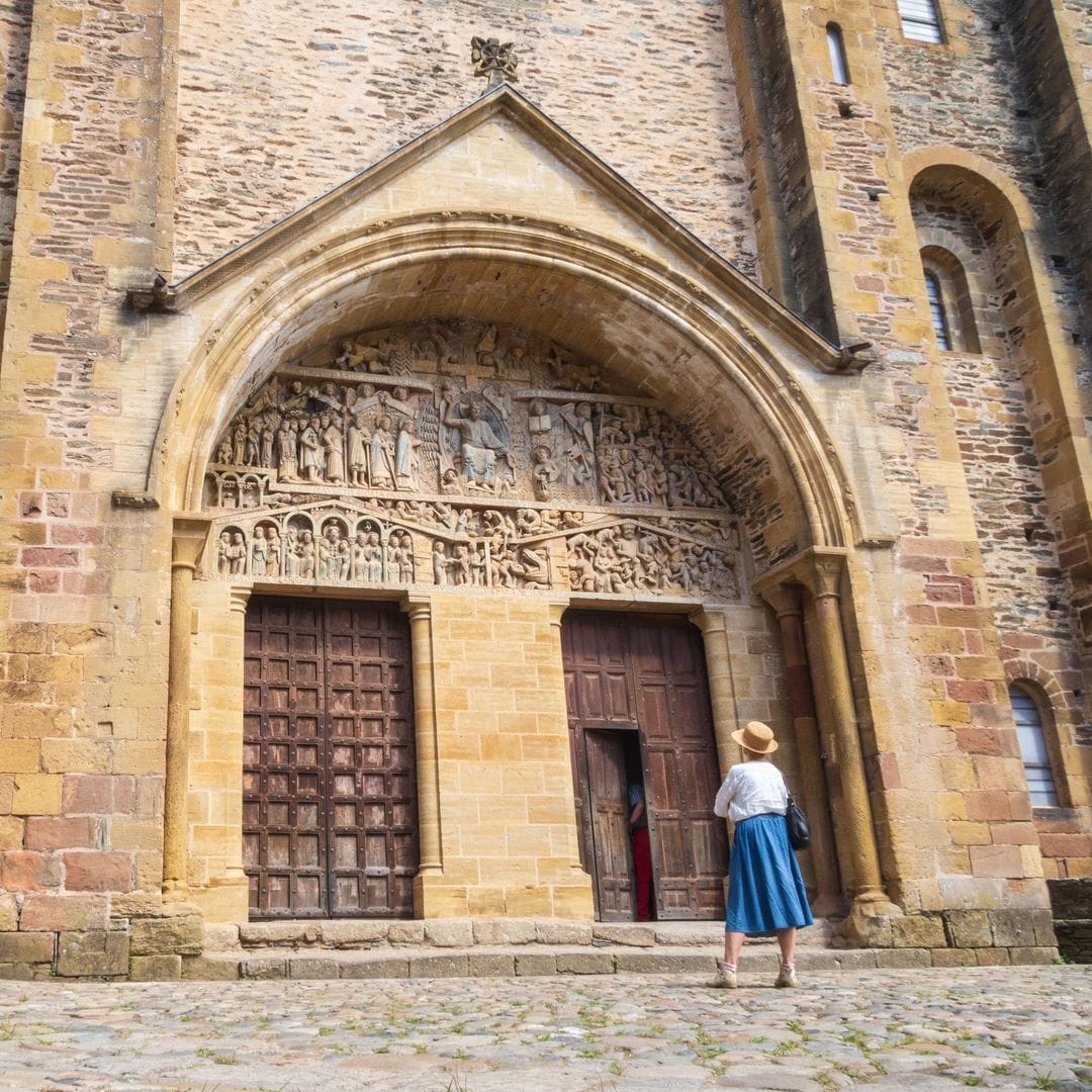 Conques-en-rouergue, uno de los pueblos más bonitos de Francia