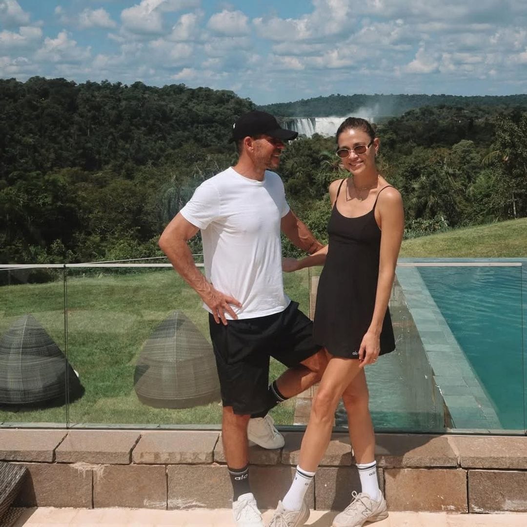 Carla Pereyra y Diego Simeone en las Cataratas del Iguazú, Argentina y Brasil