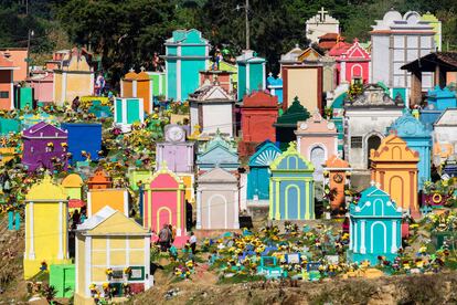 Cementerio de Chichicastenango, Guatemala.