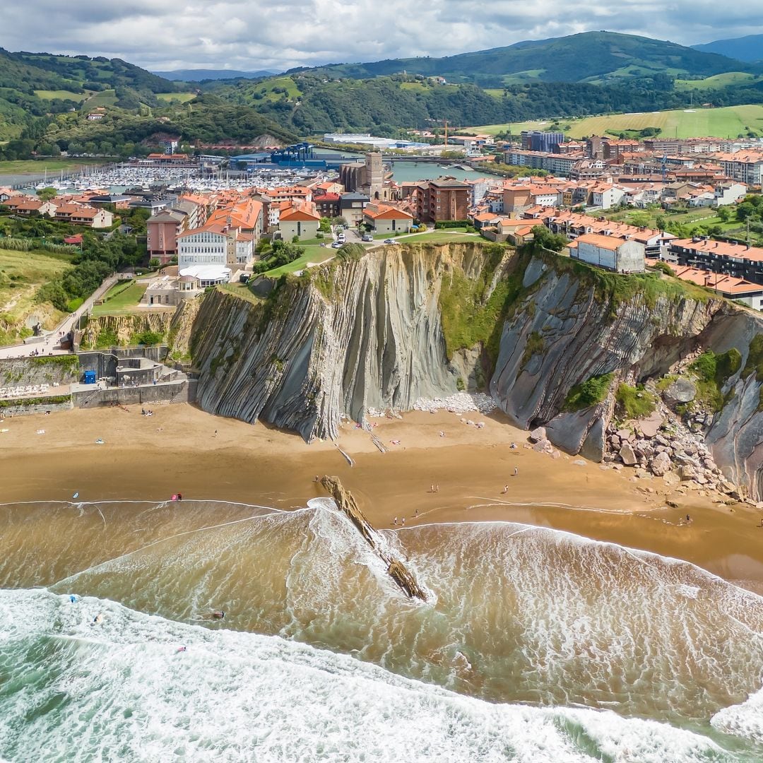 Playa de Itzurun, Zumaia, Guipúzcoa, País Vasco