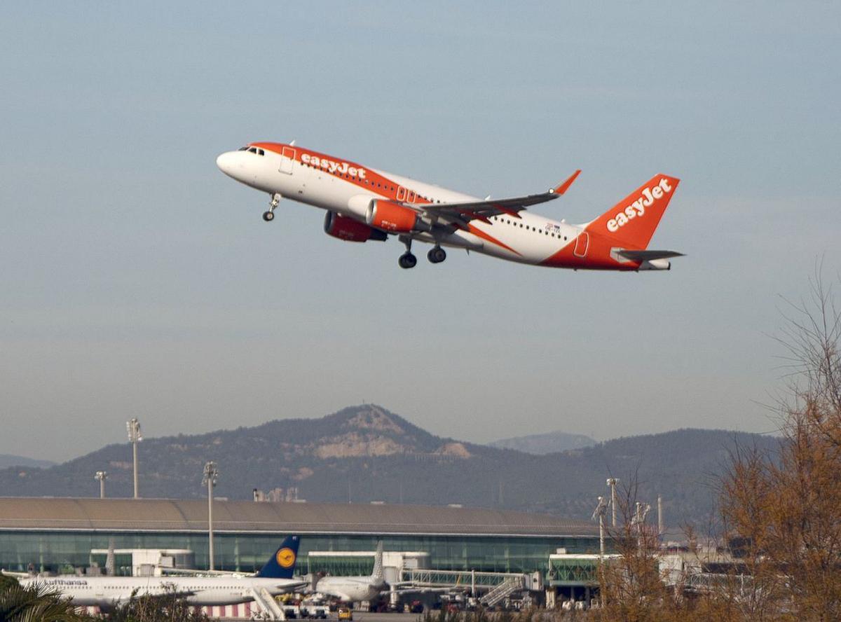 Easyjet lanza BCN para su primer centro digital en Europa