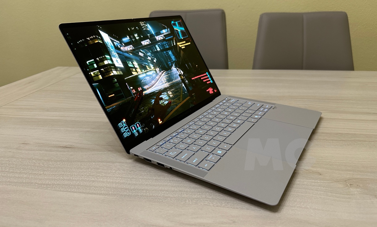 ASUS ExpertBook Ultra