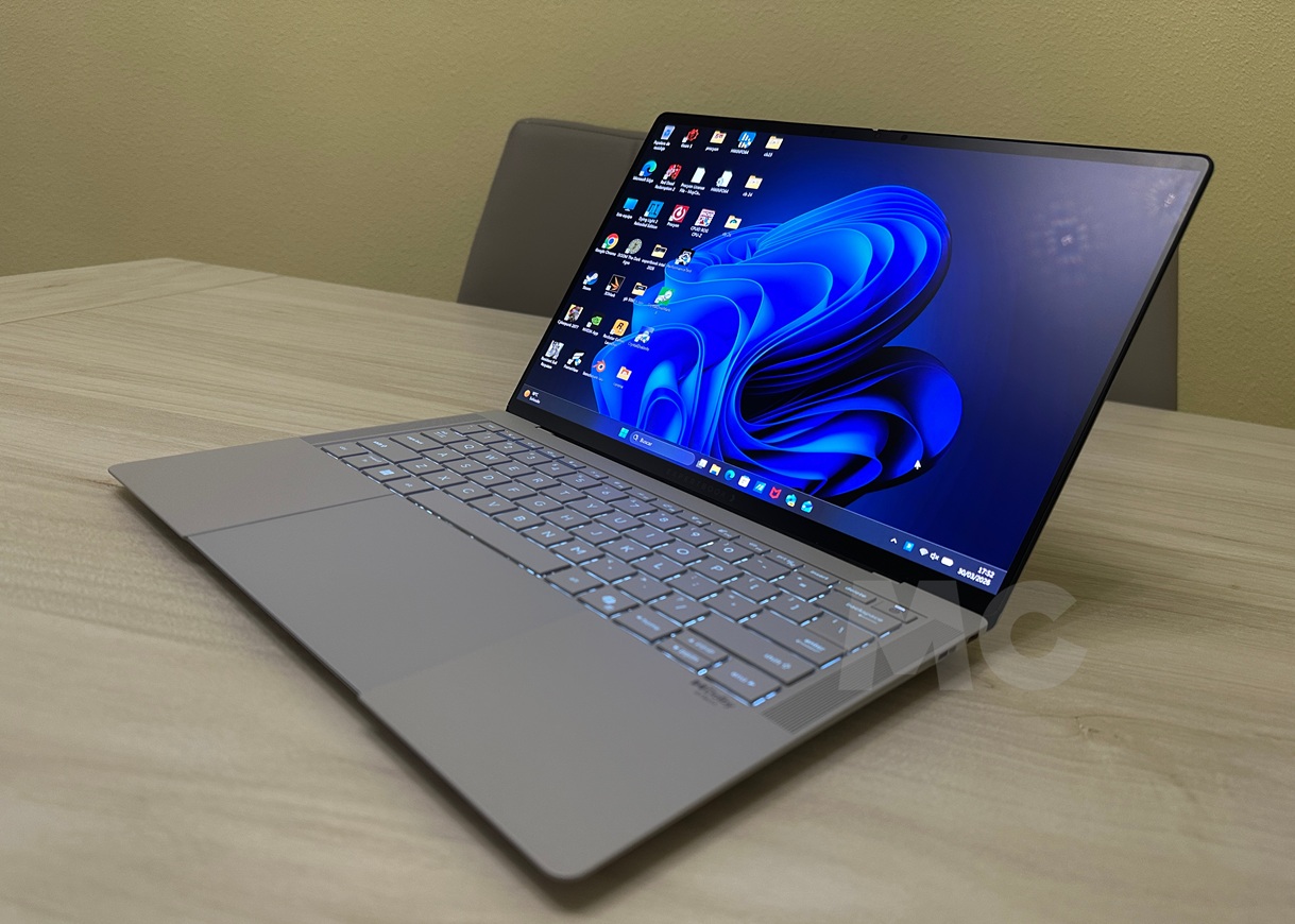 ASUS ExpertBook Ultra