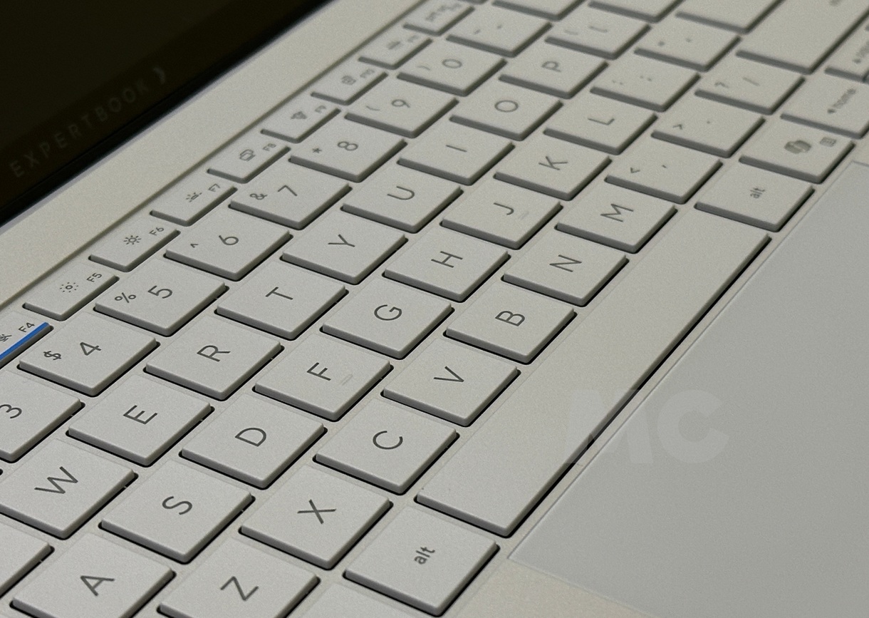 ASUS ExpertBook Ultra