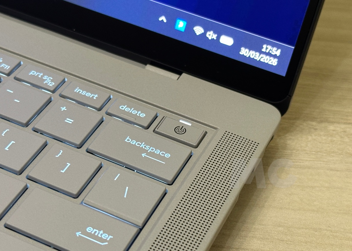 ASUS ExpertBook Ultra