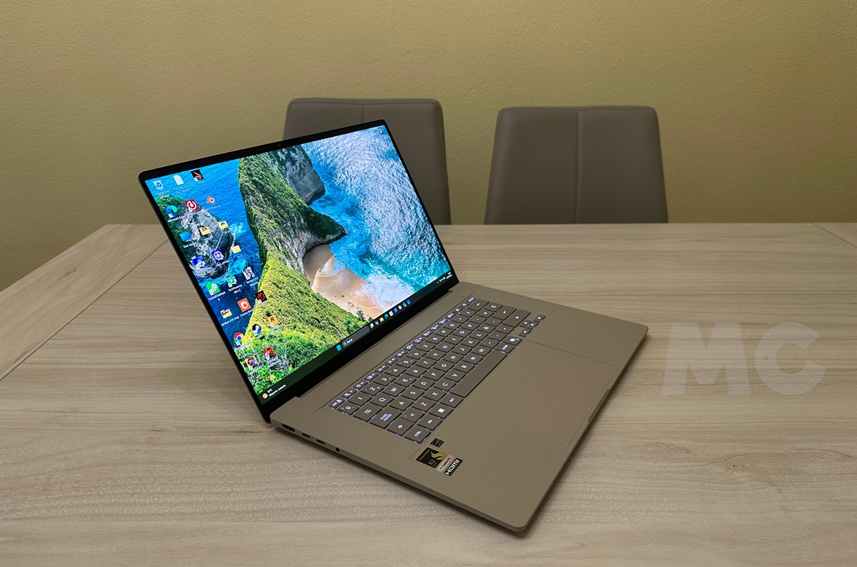 ASUS Zenbook A16 Snapdragon X2 Elite Extreme