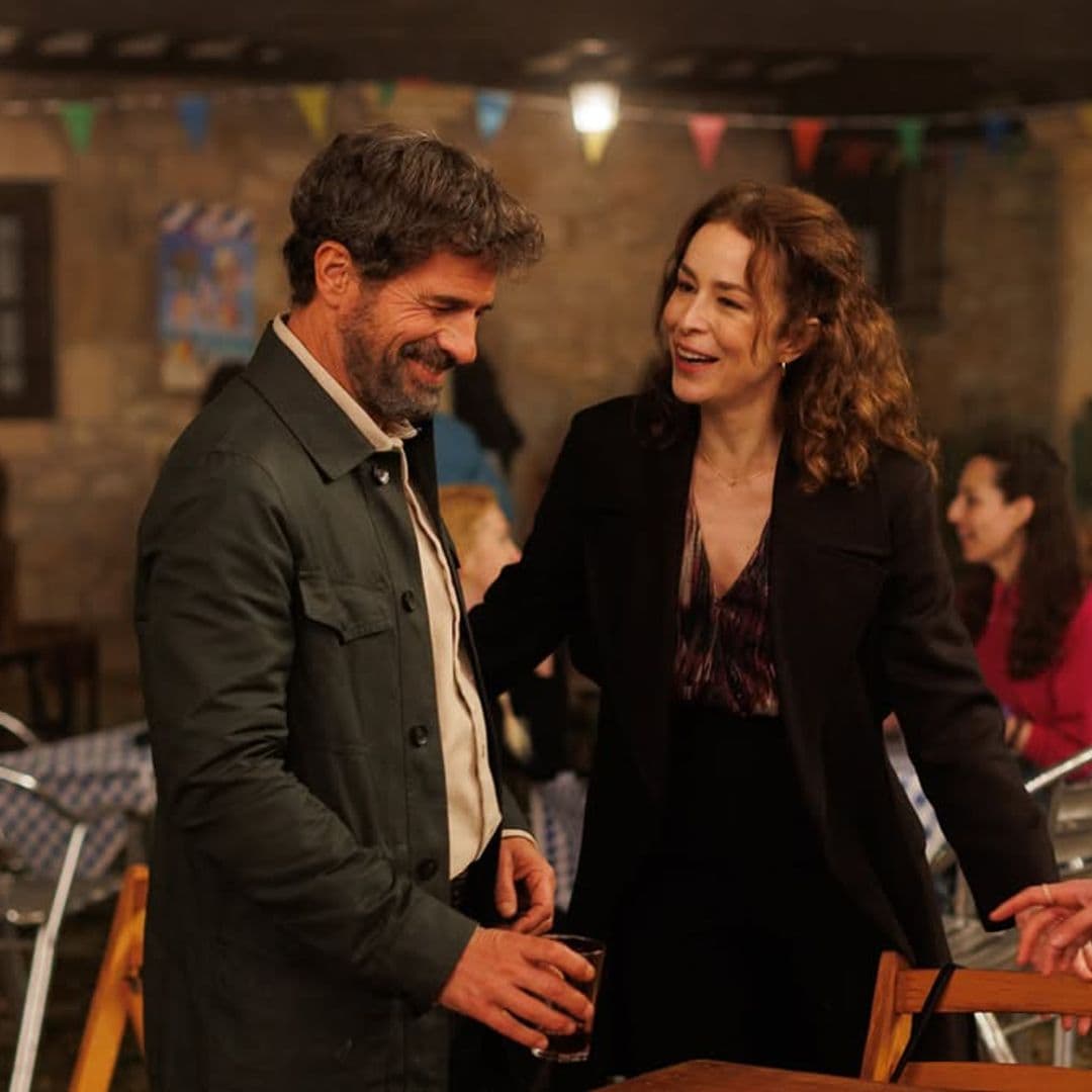 Rodolfo Sáncho y Silvia Abascal en una escena de la serie