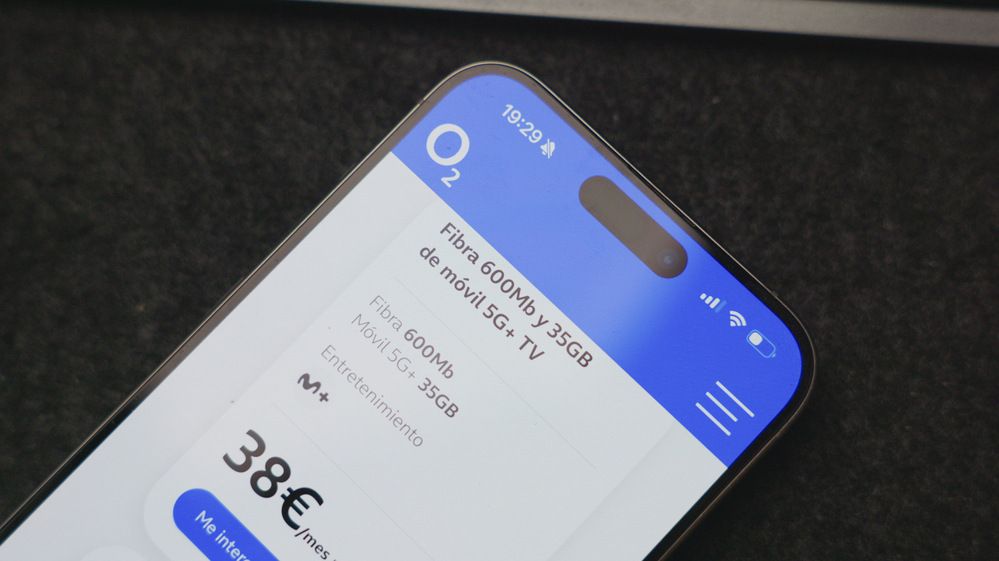 Imagen del teléfono inteligente con el sitio web de O2