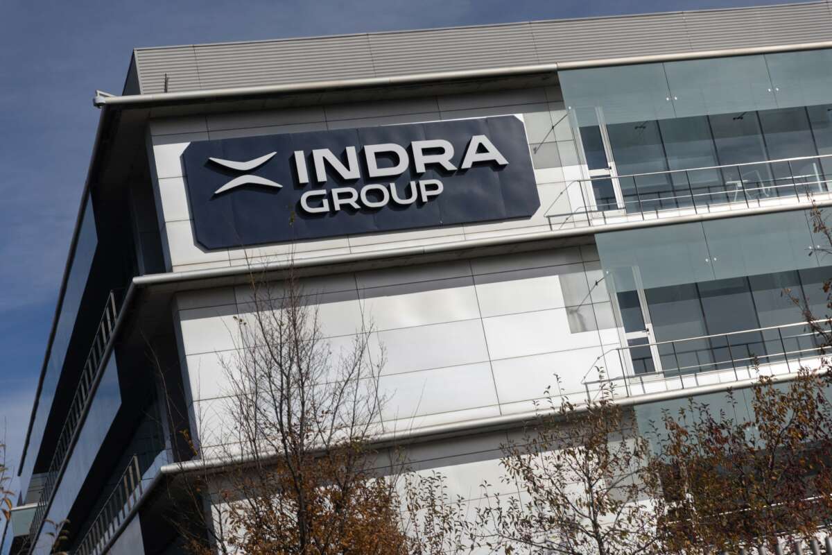 Archivo - Fachada de la sede de Indra, el 25 de noviembre de 2025, en Alcobendas, Madrid (España).