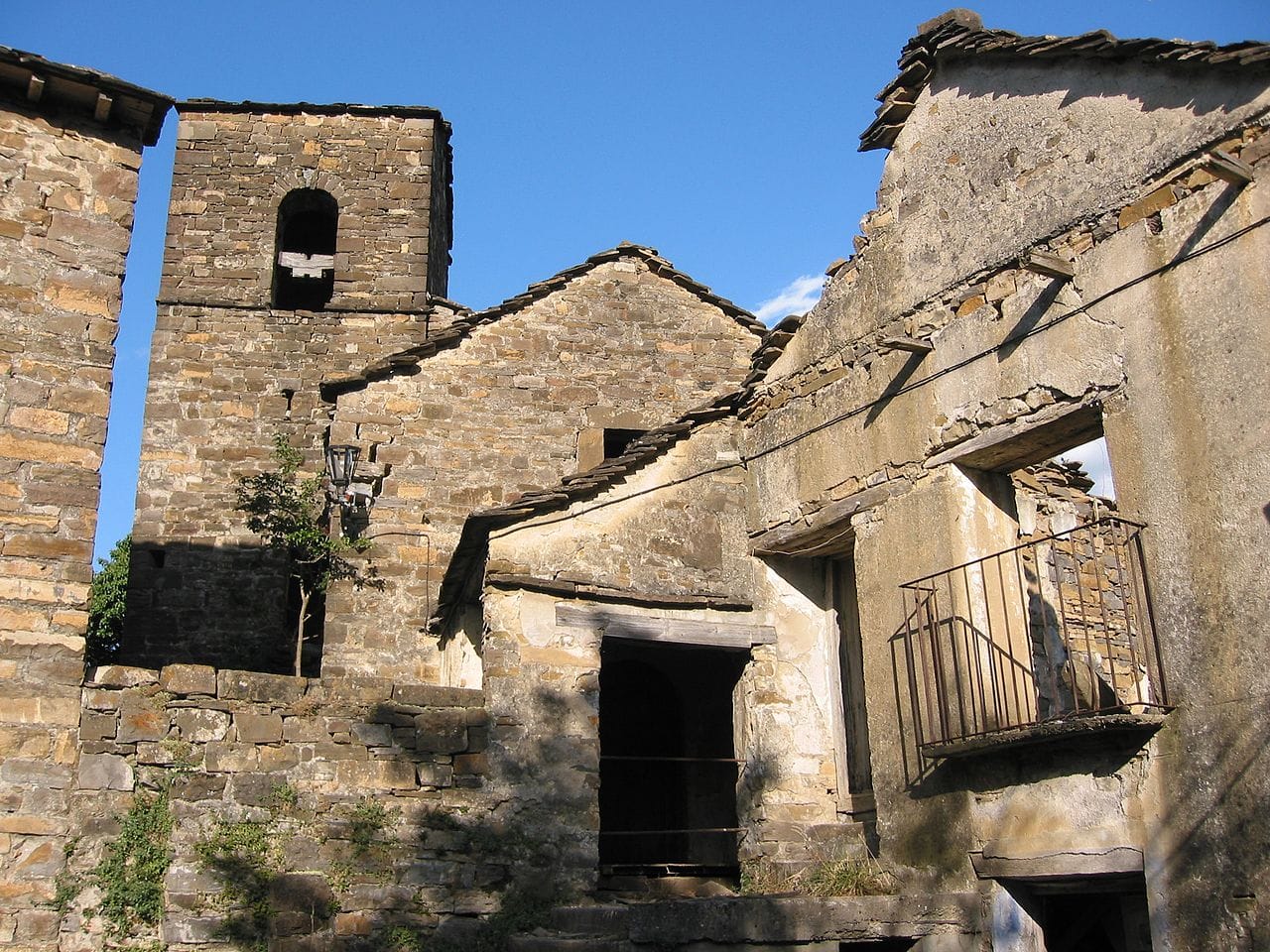 Muralla de Bellós