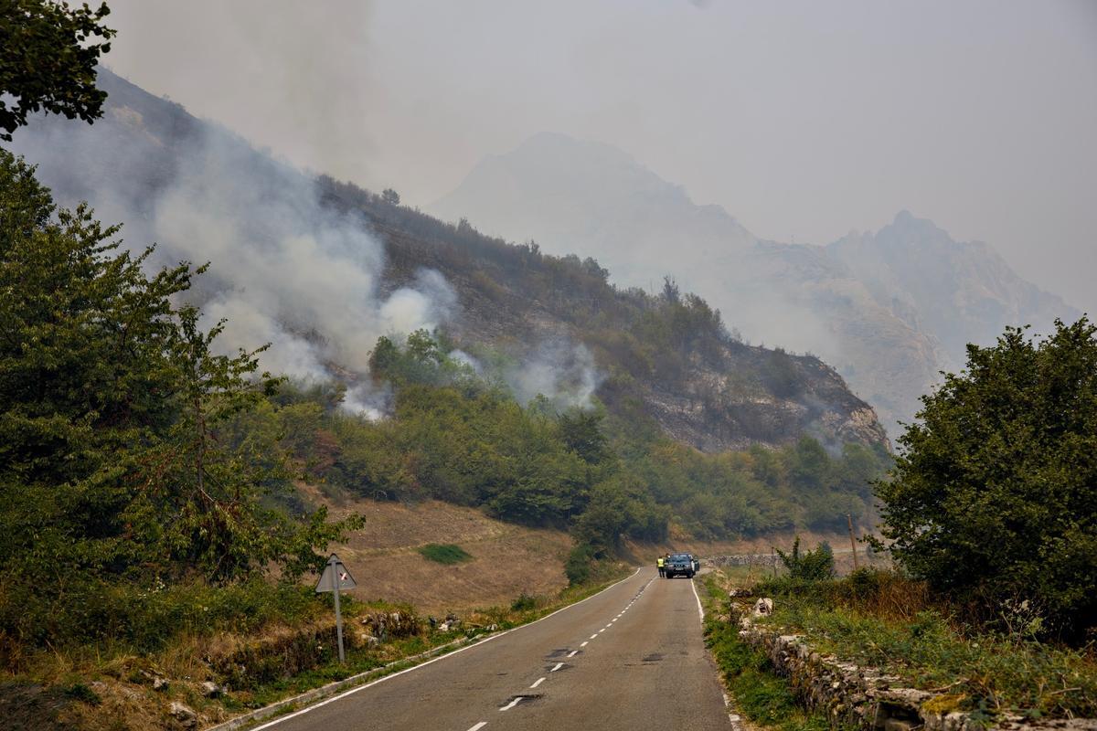 La carretera del Puerto de Somiedo, cerca de Caunedo, en agosto de 2025