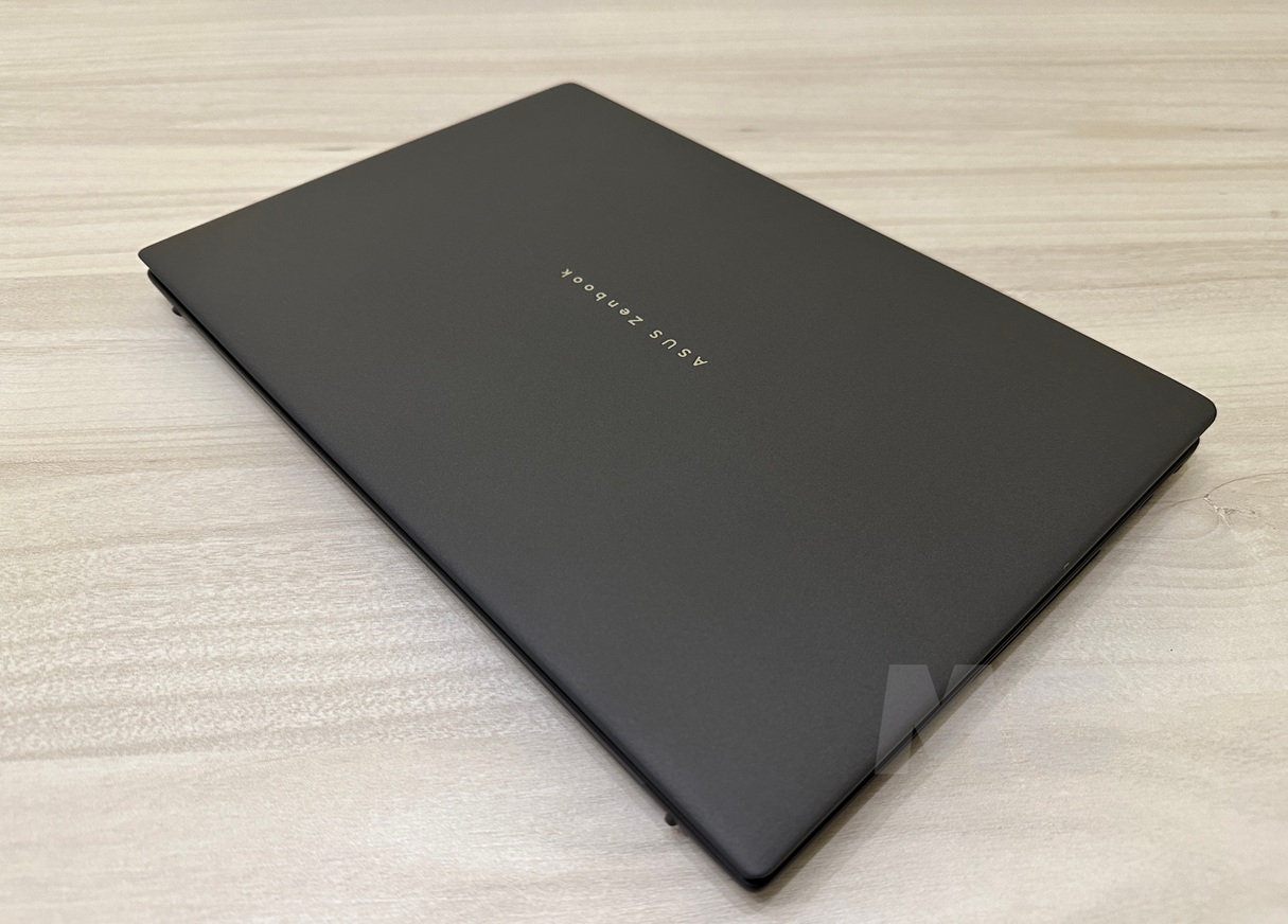 ASUS Zenbook DUO 2026