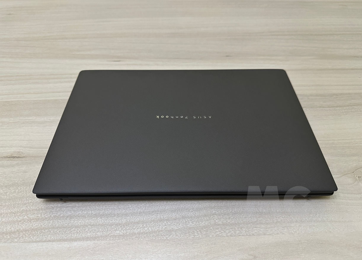 ASUS Zenbook DUO 2026