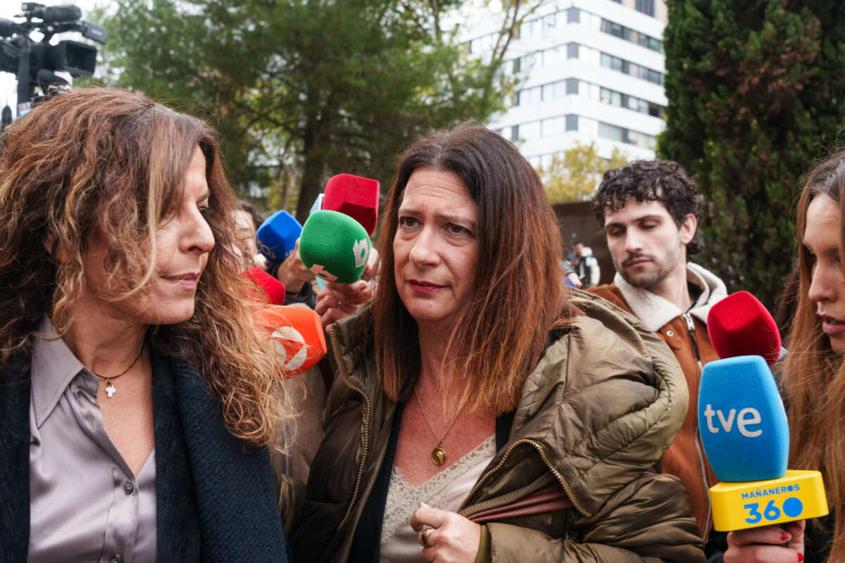Leire Díez a su llegada a los juzgados de Plaza de Castilla para declarar en el caso 'Leire Díez'. Foto: Matías Chiofalo / Europa Press