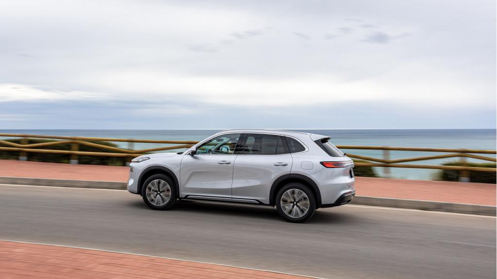 Silueta del Geely Starray EM-i.