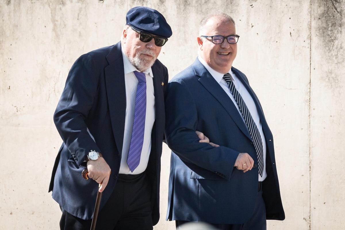 El excomisario José Manuel Villarejo, a su llegada a la Audiencia Nacional, el 1 de junio de 2026, en San Fernando de Henares, Madrid (España).