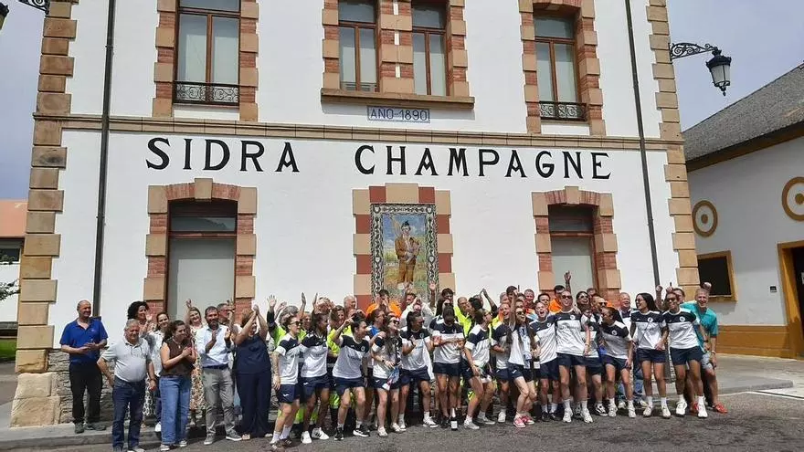 Así celebró Gaitero Rodiles su ascenso a la élite del futsal femenino