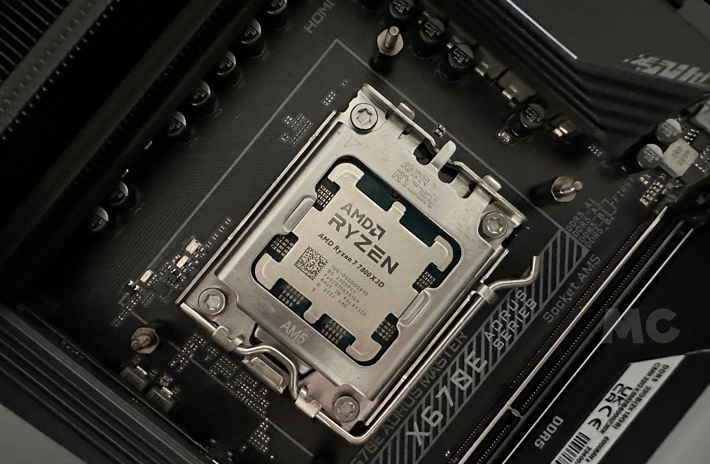 Ryzen-7-7800X3D
