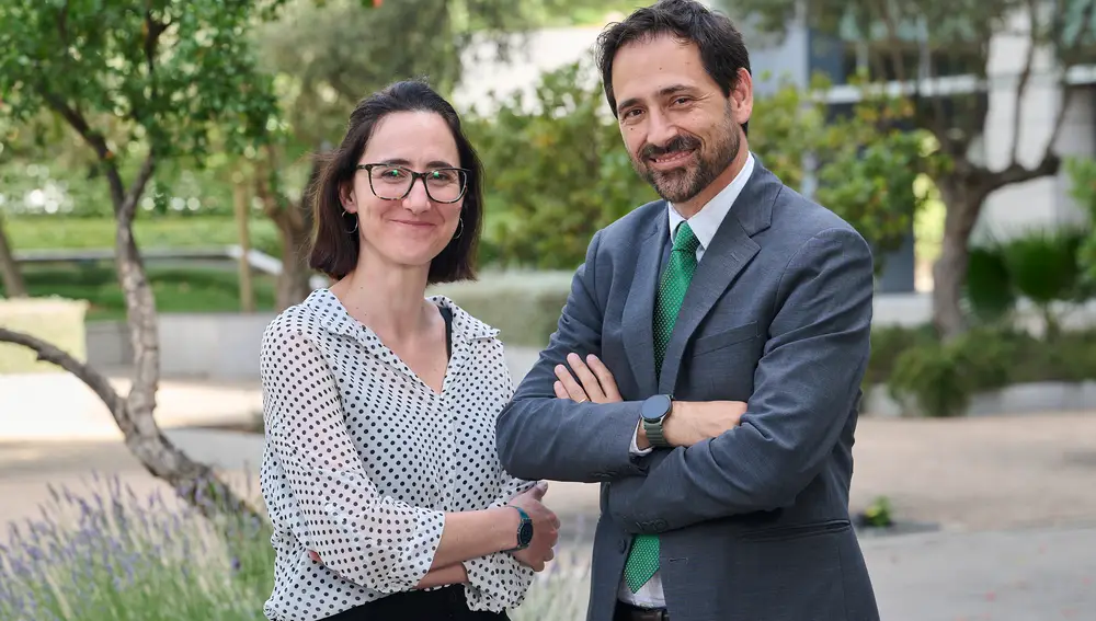 María Suárez, miembro del itdUPM (Centro de Innovación en Tecnología para el Desarrollo de la Universidad Politécnica de Madrid) y coordinadora de Alianza Q-Cero; César Muñoz, responsable del área de Cambio Climático y Alianzas de Iberdrola